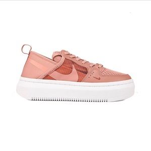Nike Court Vision Alta